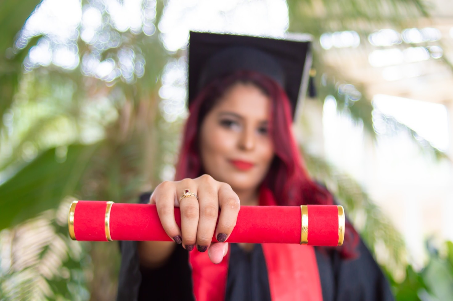 Navigating The Job Market With Expert Reviews